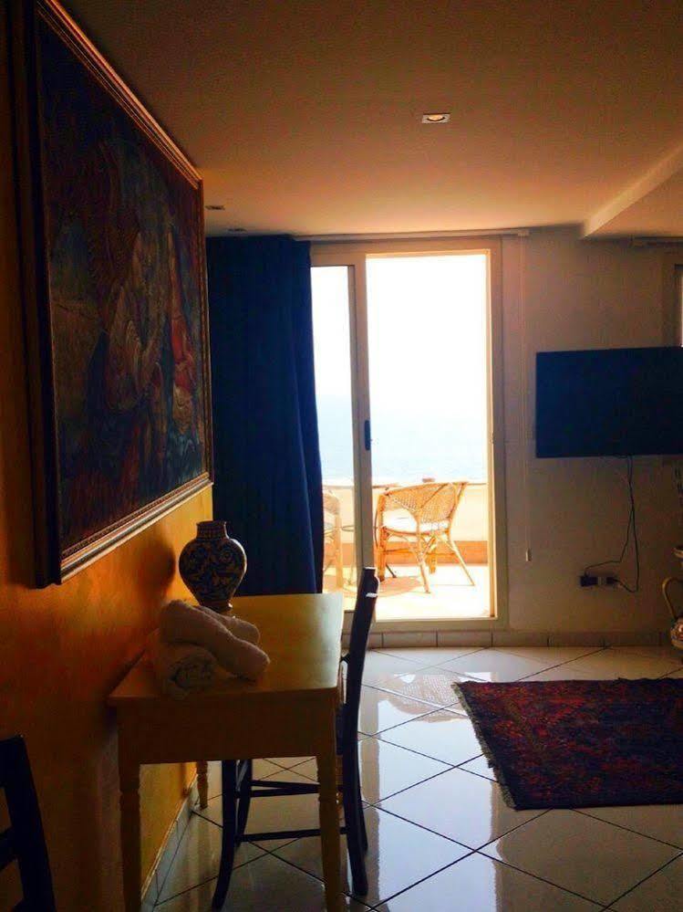 카타니아 Casa Sul Mare B&B 외부 사진